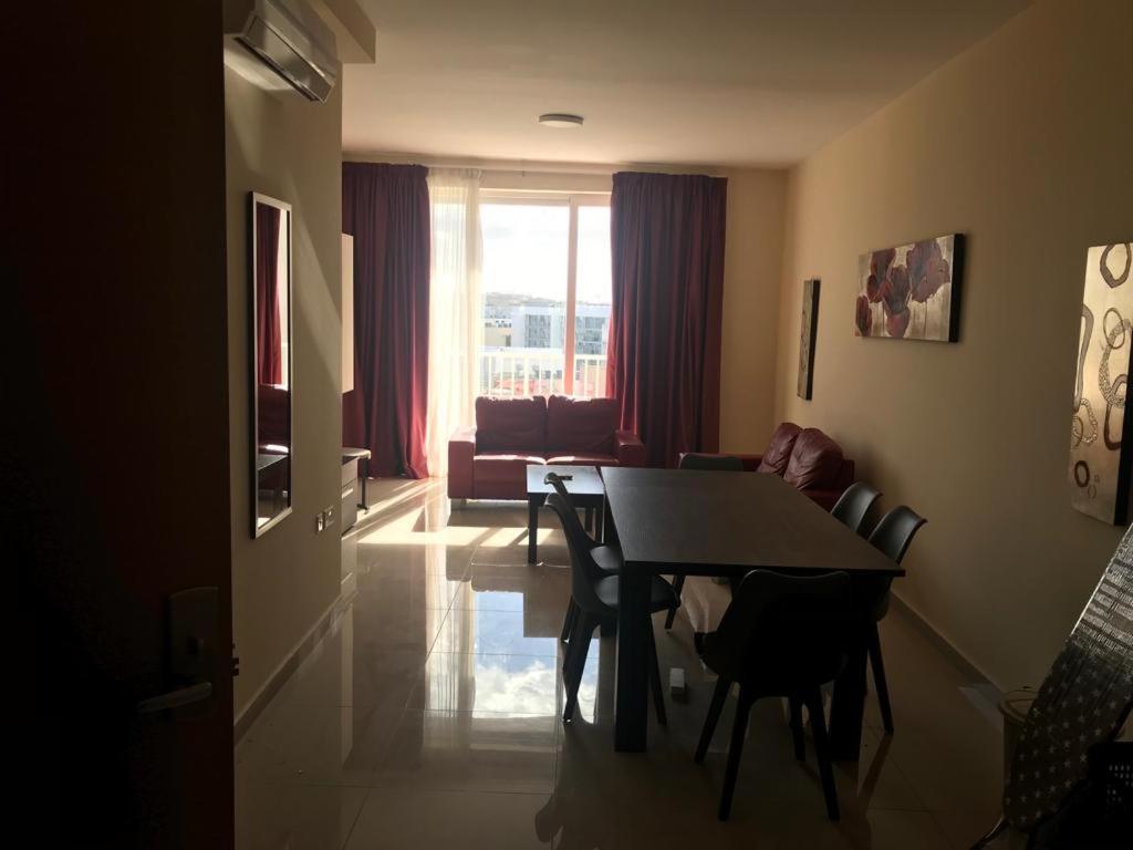 Appartement LET ME HOST - 101Moroni à Sliema Extérieur photo